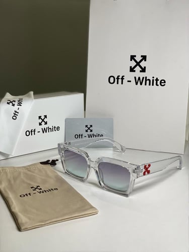 نظارة اوF وايت باللون الشفاف وشعار باللون الاحمر