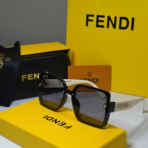 نظارة فندي بإطار مربع باللون الاسود وذراع باللون ا...