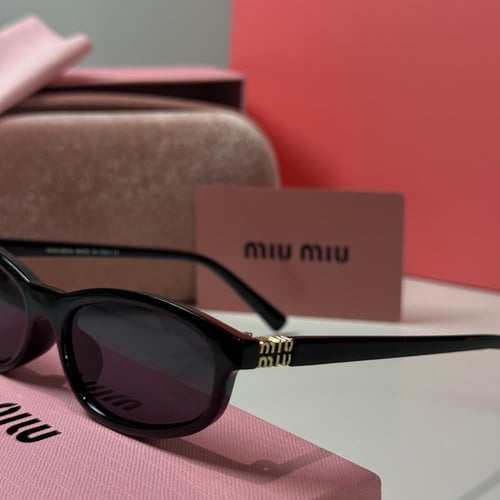 نظارة ميو ميو Line باللون الاسود