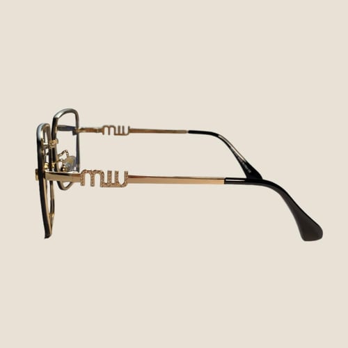 نظارة ميو ميوm عدسة كبيرة باللون الذهبي