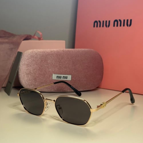 نظارة ميو ميو عدسة سداسية باللون الذهبي