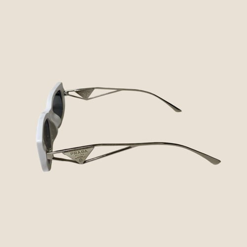 نظارة Pرادا بذراع معدني - متوفرة بلونين