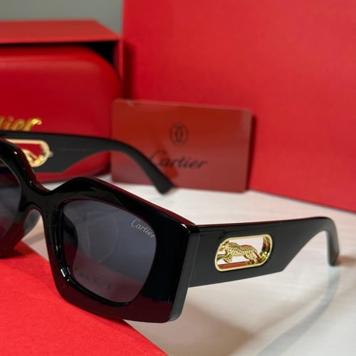 نظارة كارتير باللون الاسود