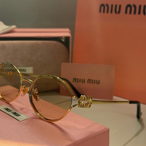 نظارة ميو ميو (Logo) باللون الذهبي وعدسة بنية شفاف...