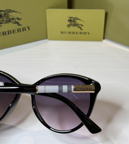 نظارة بربري بعدسة دائرية باللون الاسود