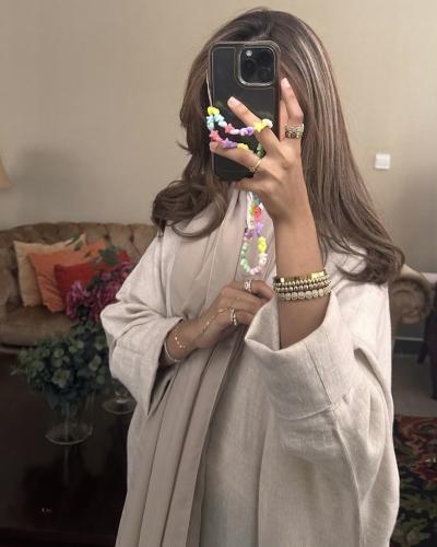 Beige linen abaya
