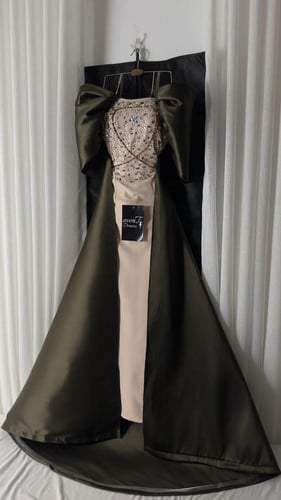 فستان جمانه