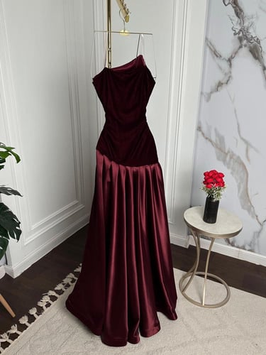 فستان العنود