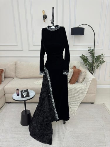 فستان هيفاء