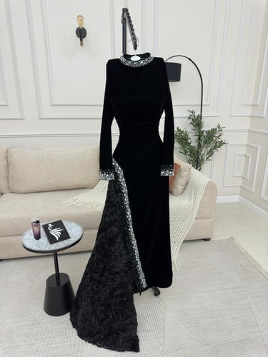 فستان هيفاء