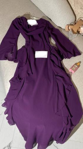 فستان حنين الزهراني