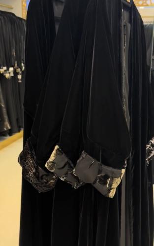 عبايه رقم 523