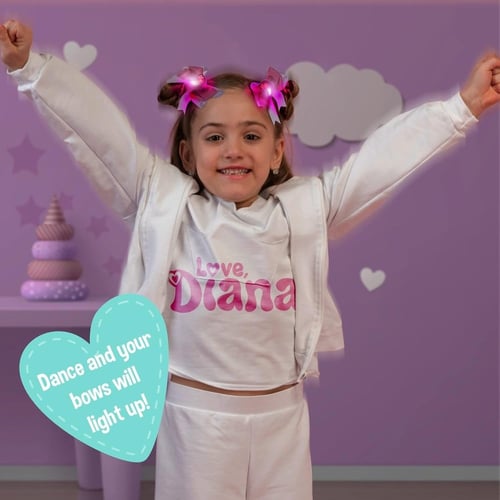 اكسسوارات شعر لامعة من Love Diana.