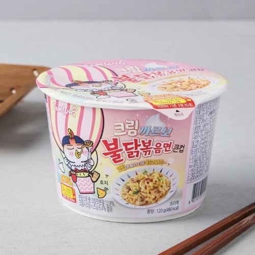 كوب رامن نكهة الدجاج والكريمه