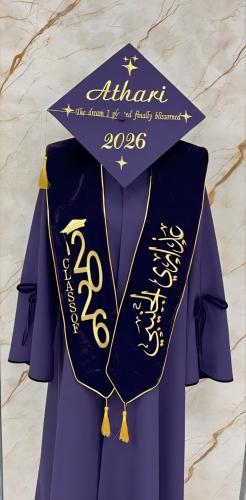 عبايه تخرج بشكل فخم وانيق 2026
