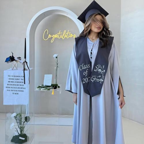 عبايه تخرج راقيه وجميله 2026