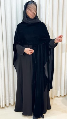 عباية سدن اسود