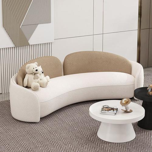 كنب ثلاثي ملون