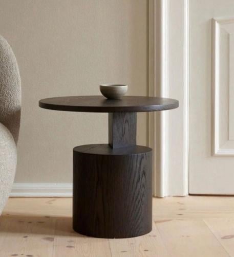 طاولة جانبية بموديل عصري