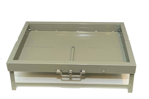 منقل نار صفط باربعة ارجل المطور مع لي وجراب