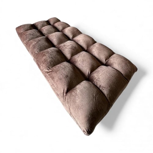 كرسي ارضي مخمل 193 D