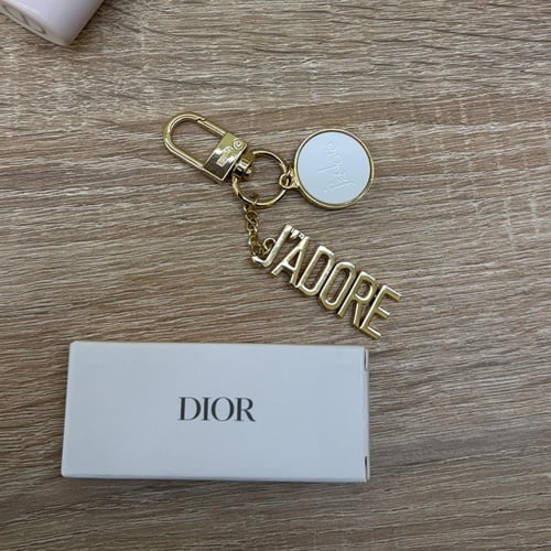 ميدالية جادور الاصليه