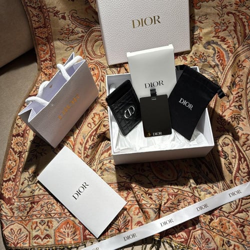 محفظة مع مرآة للجوال - Dior