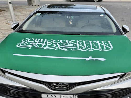 علم السعوديه لكبوت السياره