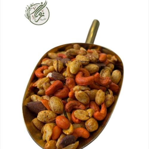مكسرات مدخنة