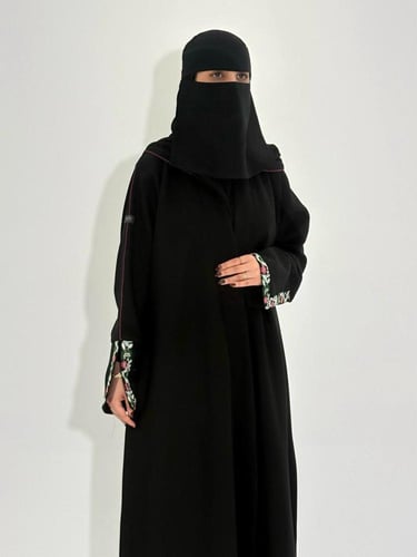 عباية باهية