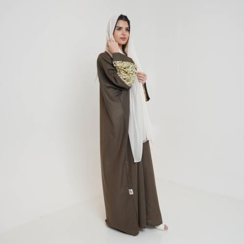E13 abaya
