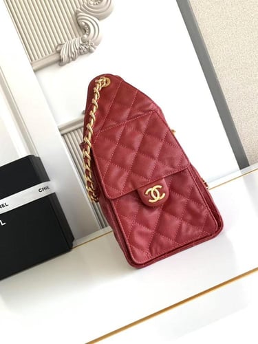 CHANEL 25 Small Handbag Grained Calfskin Gold Tone...