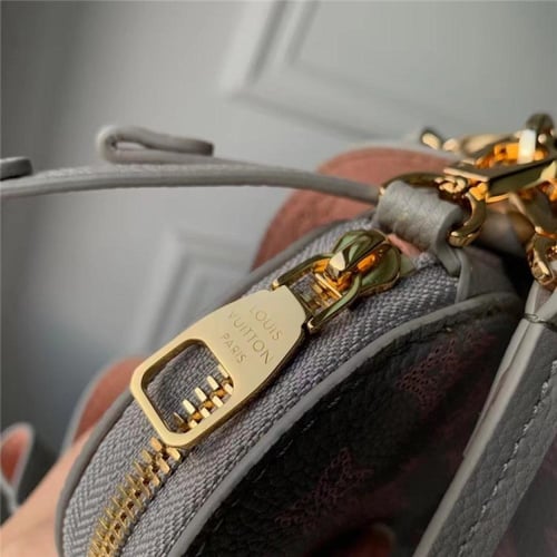 Louis Vuitton Bella Mahina Handbags