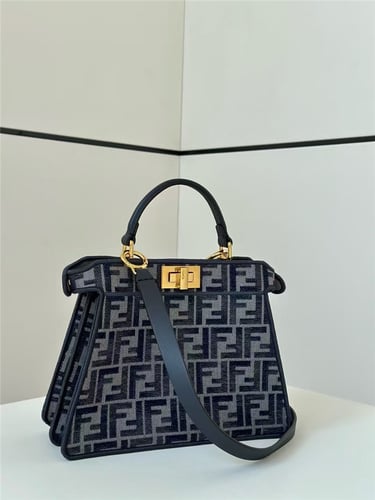 FENDI Iconic Peekaboo ISeeU Handbag