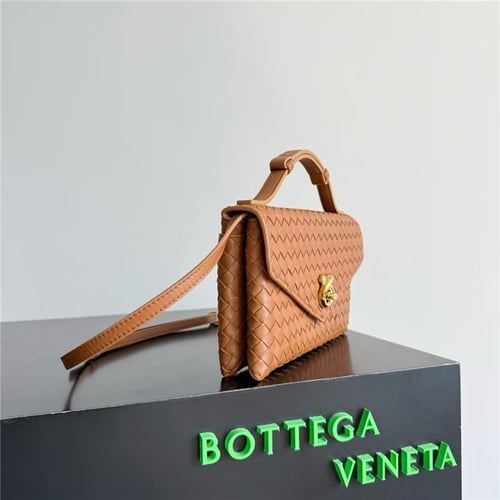 Bottega Veneta Knot Lock
