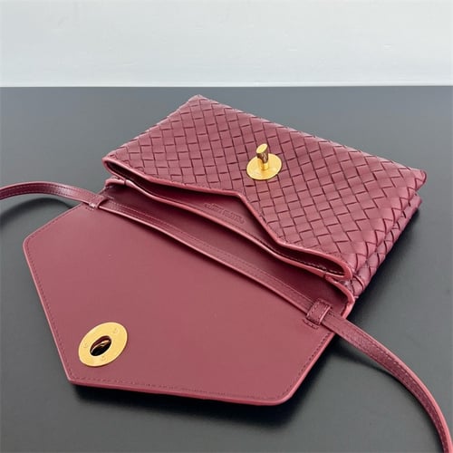 Bottega Veneta Knot Lock Barol