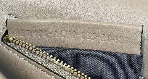FENDI Baguette Shoulder Bags