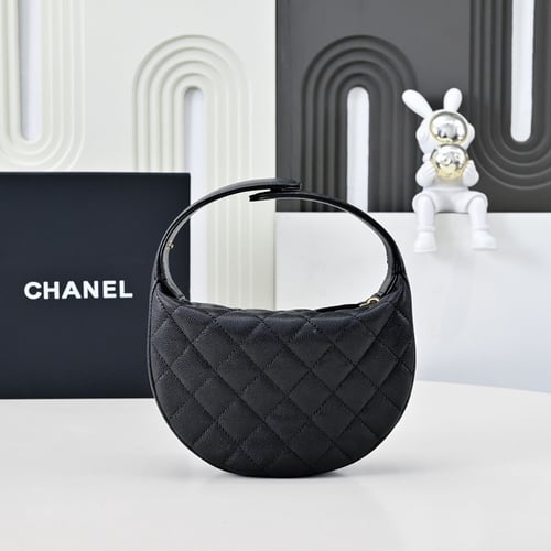 CHANEL Pouch Grained Calfskin Imitation Pearl Gold...