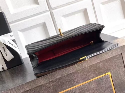 CHANEL Clutch