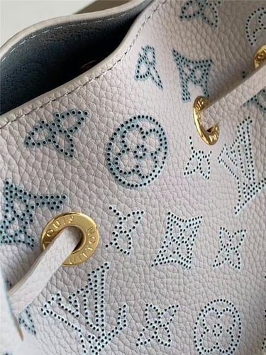 Louis Vuitton Bella Mahina Handbags