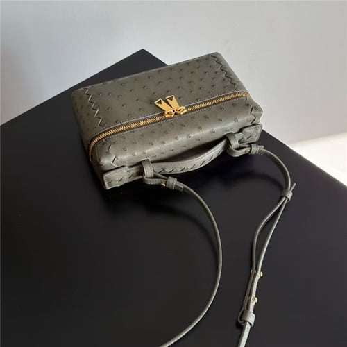 Bottega Veneta Bang Bang