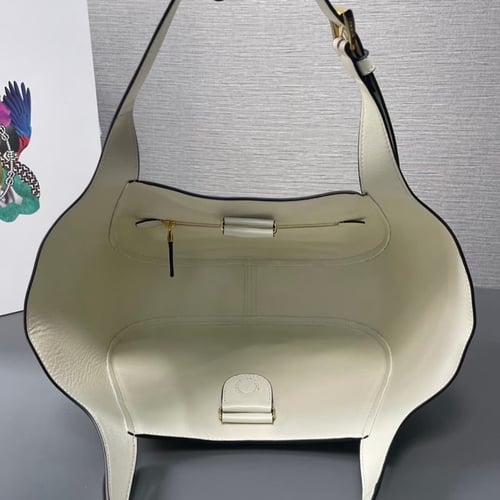 PRADA Medium Leather Tote bag