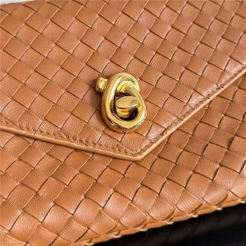 Bottega Veneta Knot Lock