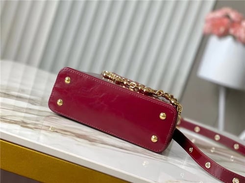 Louis Vuitton Capucines East West Mini