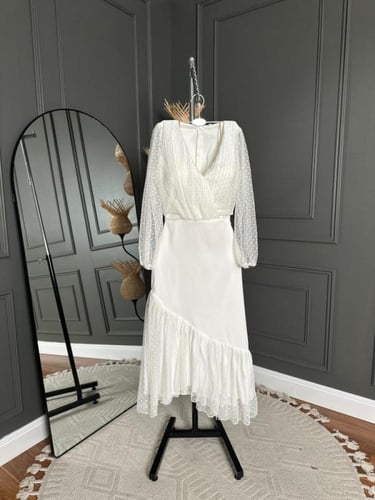 فستان إيليا Wrap – تصميم أنثوي بأكمام شيفون وتنورة...