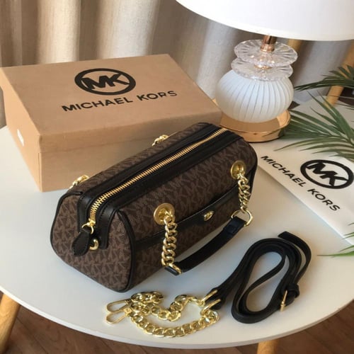 شنطة نسائية مايكل كورس | Michael Kors نسائية أنيقة...