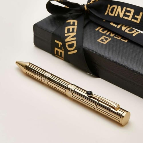 اقلام فندي رجاليه مع الملحقات اصدار جديد