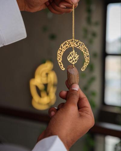 تعليقات سيارة كسرة العود بالاسم حسب الطلب