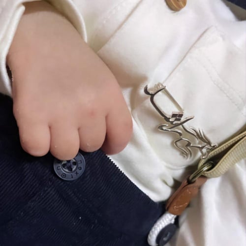 بروش اطفال بالاسم بتصميم الخيل