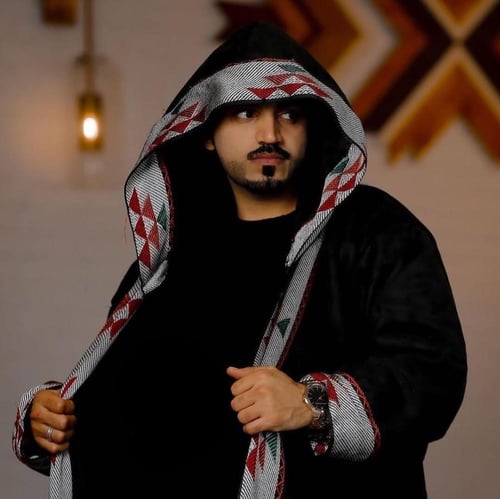 فروات رجالي بشكل أنيق ومميز